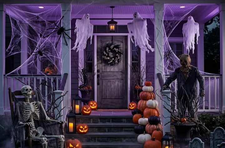 17 Scary Halloween Porch Ideas for a Haunted Look